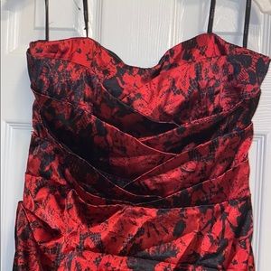 Sleeveless Red and Black Cocktail Mini Dress